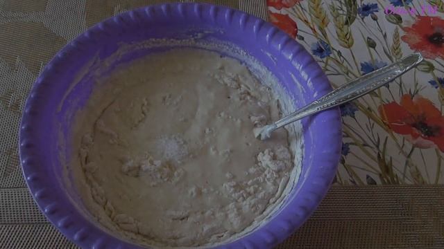 Оладьи на кефире на завтрак / Всего один ингредиент сделает ваши оладьи нежными и воздушными #24