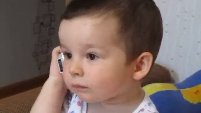 Алё! Первый телефонный разговор в жизни. Hello! The first telephone conversation in life.