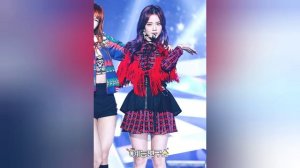 Необычные наряды Ким Джису??? (моё мнение)