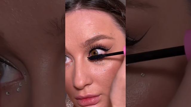 Обзор на тушь RAD Mad mascara Knock Yourself Out