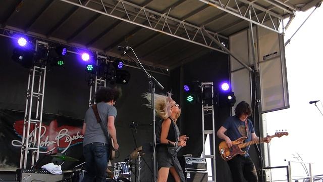 Sass Jordan "Stop Dragging My Heart Around" (Stevie Nicks cover) Live Burlington June 2016 смотреть онлайн