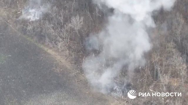 Кадры работы ТОС-1 "Солнцепек" по позициям ВСУ Сватовском направлении. смотреть онлайн