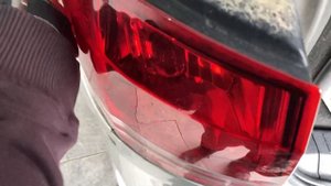 Як зняти задній ліхтар Dodge Journey/ Как снять задний фонарь Додж Джорни