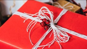 ✅ 100 идей подарков! Что подарить женщине?