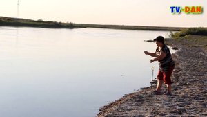 Как правильно держать удочку?Учимся рыбачить.On a fishing trip