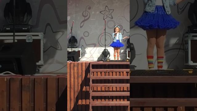 Саша Савенкова «Резиновый ёжик» день города Высоковск смотреть онлайн