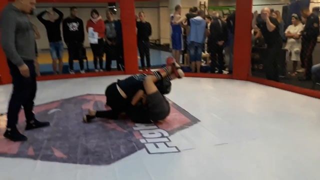 Бой MMA 13-15 лет -60 кг Харьков mma 2018 смотреть онлайн