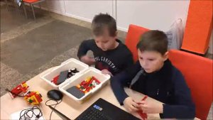 Большой пилотируемый робот из Lego
