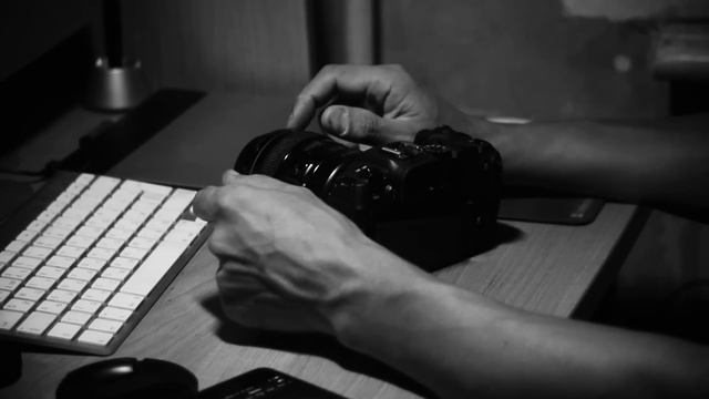 Батарейная ручка для Canon RP смотреть онлайн