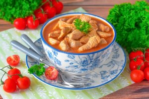 КАК ПРИГОТОВИТЬ ТУШЕНОЕ МЯСО С ПОДЛИВКОЙ