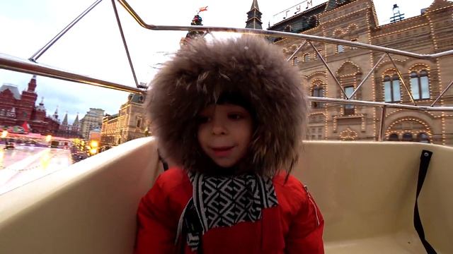 КРАСНАЯ ПЛОЩАДЬ. Карусель. ГУМ. Куда сходить с ребенком в Москве? #Capital Of Russia