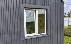 Наличники на окна и двери бани