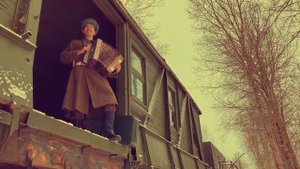 Уезжают в родные края…