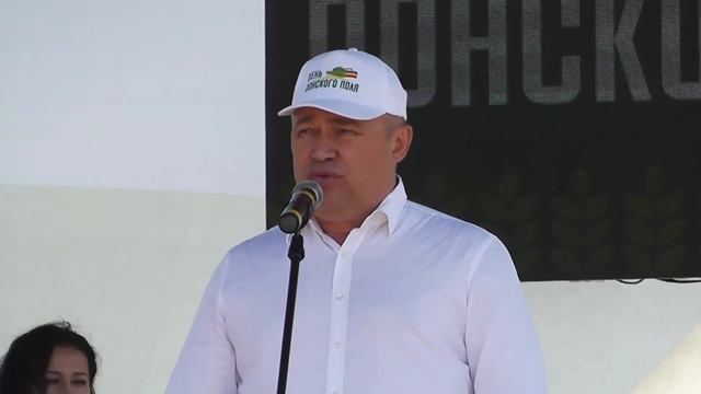 В Зерноградском районе проведена выставка-демонстрация «День Донского поля» смотреть онлайн