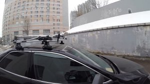 Тойота Камри 2.0 2016. Багажник на крышу + велокрепление Thule.