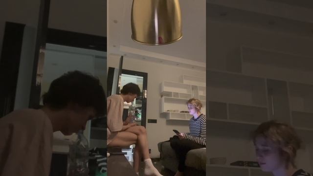 чем можно заняться с лучшим другом : смотреть онлайн