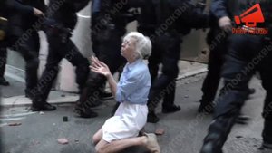 Столкновение полиции и протестующих в Лионе после смерти подростка при задержании полицией