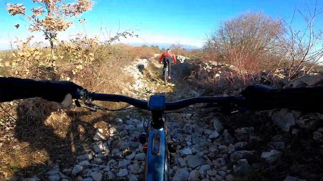 ROCKY TRAILS OF RABAC смотреть онлайн