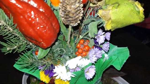 Осенняя поделка из природного материала. смотреть онлайн