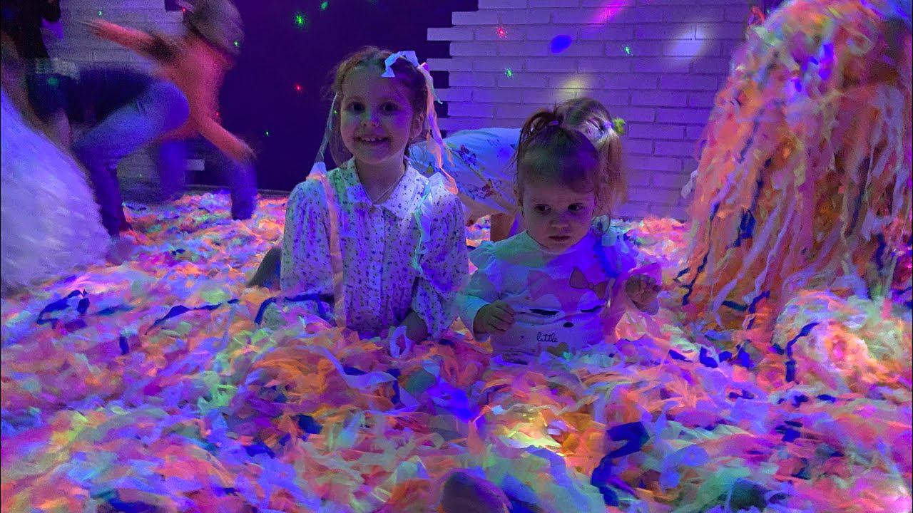 День Рождение Подружки. Варя Хочет Быть Как Сестра. смотреть онлайн