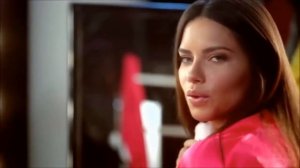 Sia - Never Give Up (Music-Video Adriana Lima)