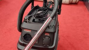 Brand CROWN, Industrial Vacuum Cleaner-30L/1600W, Warranty 1 Year.Weight (kg) 16.6, 01710017022