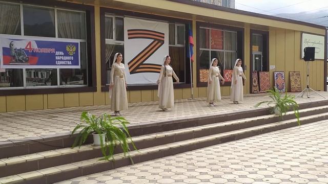 1 МЦКДЦ КАЙТАГ День Единства Народов России Танец девушек смотреть онлайн