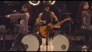 Prince Live - Play that funky Music - Hollywood Swinging - Fantastic Voyage 4/28/11