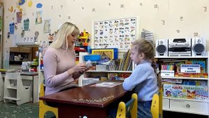 Как научить ребенка делить слова на слоги?