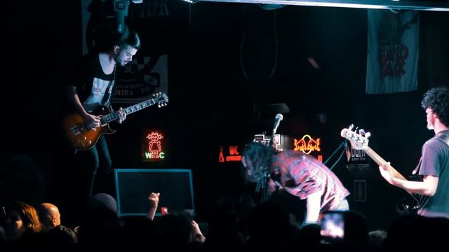 Pearl Jam "Alive" - Solo Guitar - Mike McCready Style смотреть онлайн