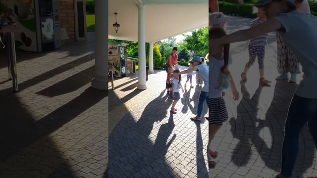 Встаньте дети - встаньте в круг смотреть онлайн