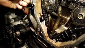 Разрядка гидронатяжителя цепи ГРМ