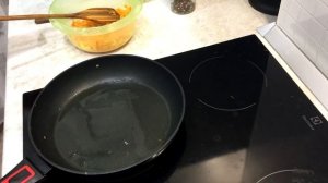 Куриная печенка без заморочек. Всего 4 ингредиента минимум времени и вкусный ужин готов.