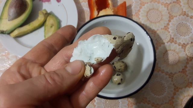 Яйца отварить минуту//Как лучше чистить яйца//Мясо фарш полуфабрикат колбасы//Перепел Хитрук Елена