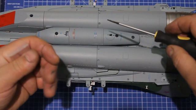 Сборка модели самолета МиГ 29 от DeAgostini №88. смотреть онлайн