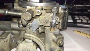 MAZDA 121 DB (MAZDA REVUE) настройка начального положения дроссельной заслонки.