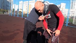 КАК ВЫБРАТЬСЯ из ГИЛЬОТИНЫ в ДРАКЕ ( стойка )