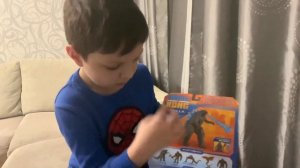 Обзор игрушек Годзилла против Конга