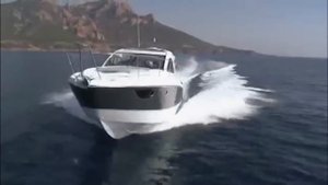Моторная яхта Beneteau Gran Turismo 44 от Boatmarket