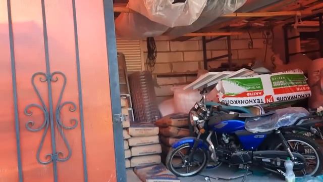 В ТЕПЛИЦЕ ПОРЯДОК.ЕЗДИЛИ В МАГАЗИН "СТРОЙМАСТЕР" В БЕТЛИЦЕ.