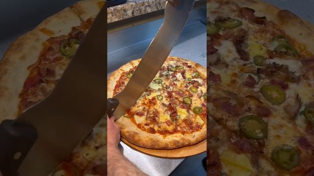 Would you try this BBQ MAUI WOWIE PIZZA with pineapple, pulled pork, bacon and jalapeño?