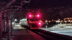 Электропоезд ЭП3Д-0035 с сообщением Красноярск-Базаиха с остановкой на платформе Платинум-Арена