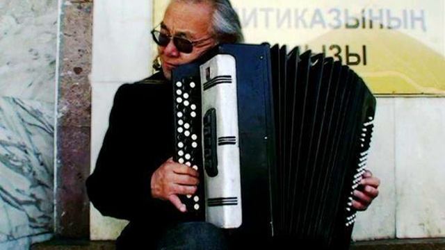 Vladimir Oidupaa Oiun - Medley