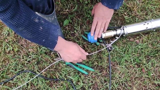Летнее обустройство скважины на воду. Обвязка насоса. смотреть онлайн