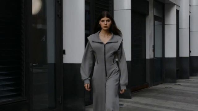 Комбинезон  WHIMSY смотреть онлайн