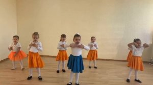 Танец 4-5 лет «Гномики»