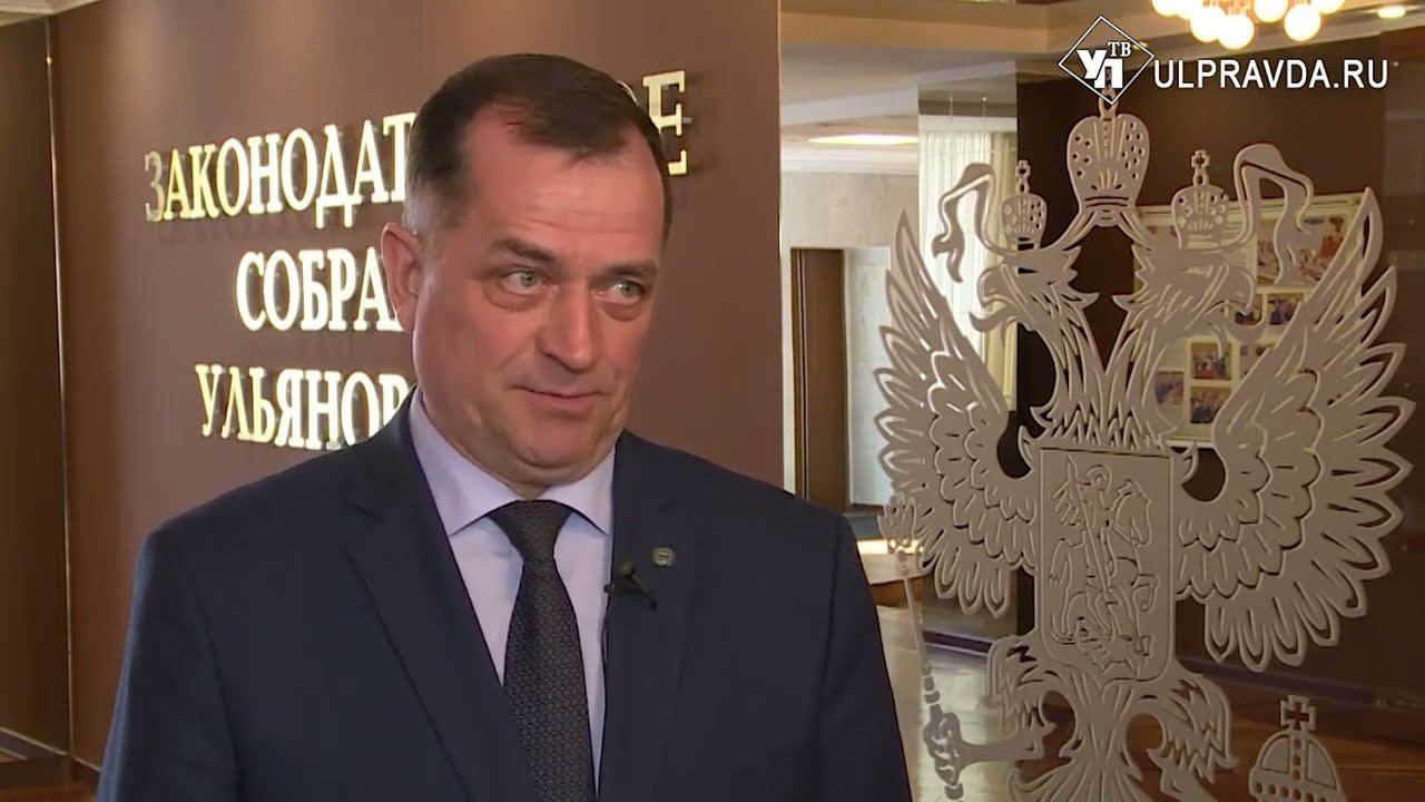 Модно, но опасно? Госдума одобрила запрет на продажу вейпов детям смотреть онлайн