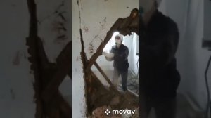 Ремонт саманного дома.Ломаю стену.часть 2