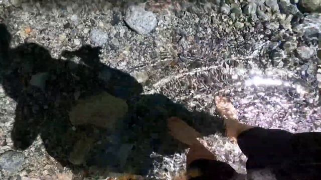 Cascade Falls Hike and Swimming - Cascade Falls Regional Park, British Columbia, Canada смотреть онлайн