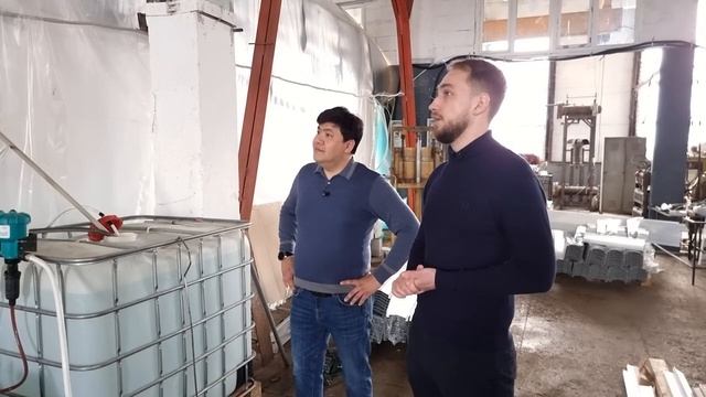 Сити-ферма по выращиванию клубники. Илья Патиев - новатор или великий комбинатор?! смотреть онлайн